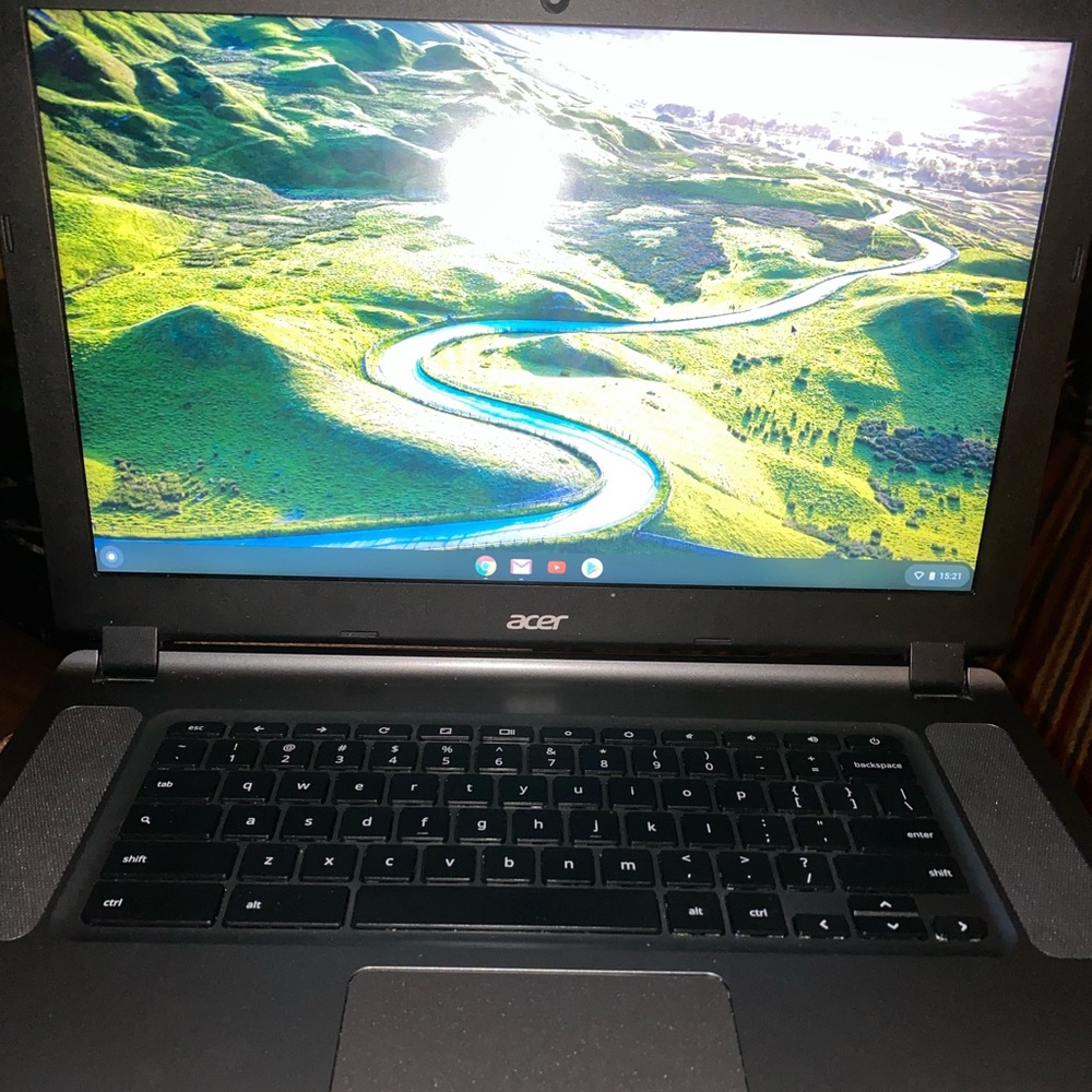 Laptop - Picture 4 of 4